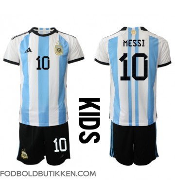 Argentina Lionel Messi #10 Hjemmebanetrøje Børn VM 2022 Kortærmet (+ Korte bukser)